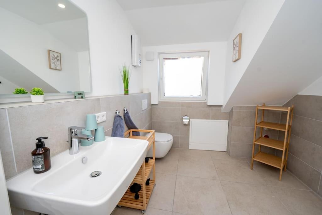 Moderne Maisonette Wohnung Im Fluesseviertel BRE Eksteriør billede